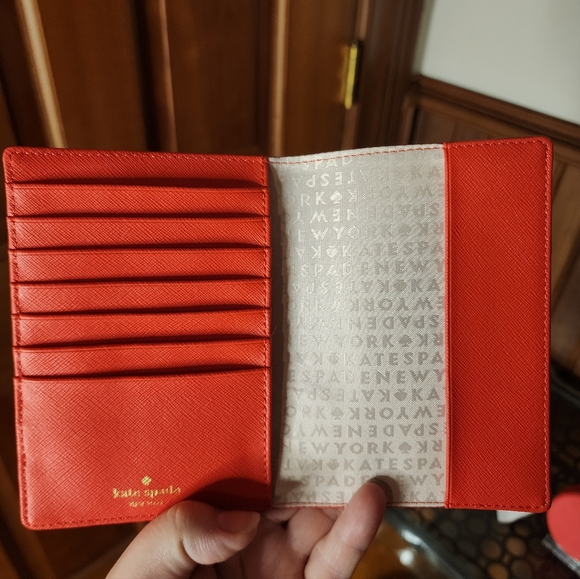 Kate Spade Walk On The Wild Side Flamingo Passport Holder and Coin Purse Set - Picture 5 of 10